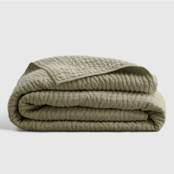 Quince Other - NWOT QUINCE European Linen Cotton Stitch Quilt King/Cal King Olive 5195